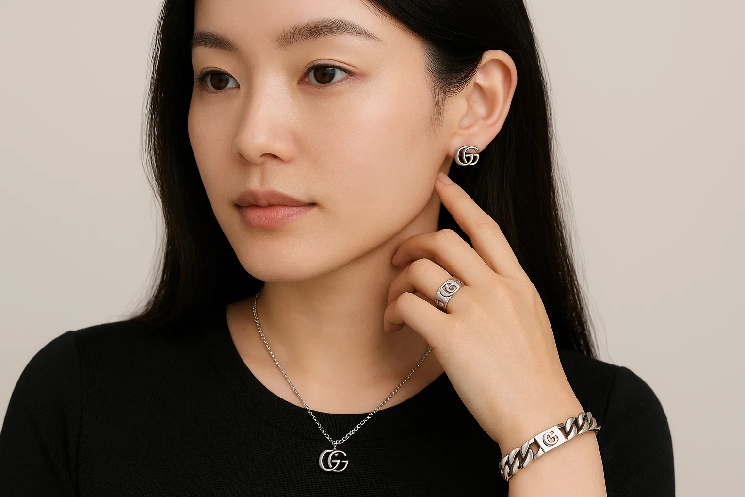 グッチ スーパーコピー アクセサリー｜芸能人愛用モデルと精巧レプリカの実力