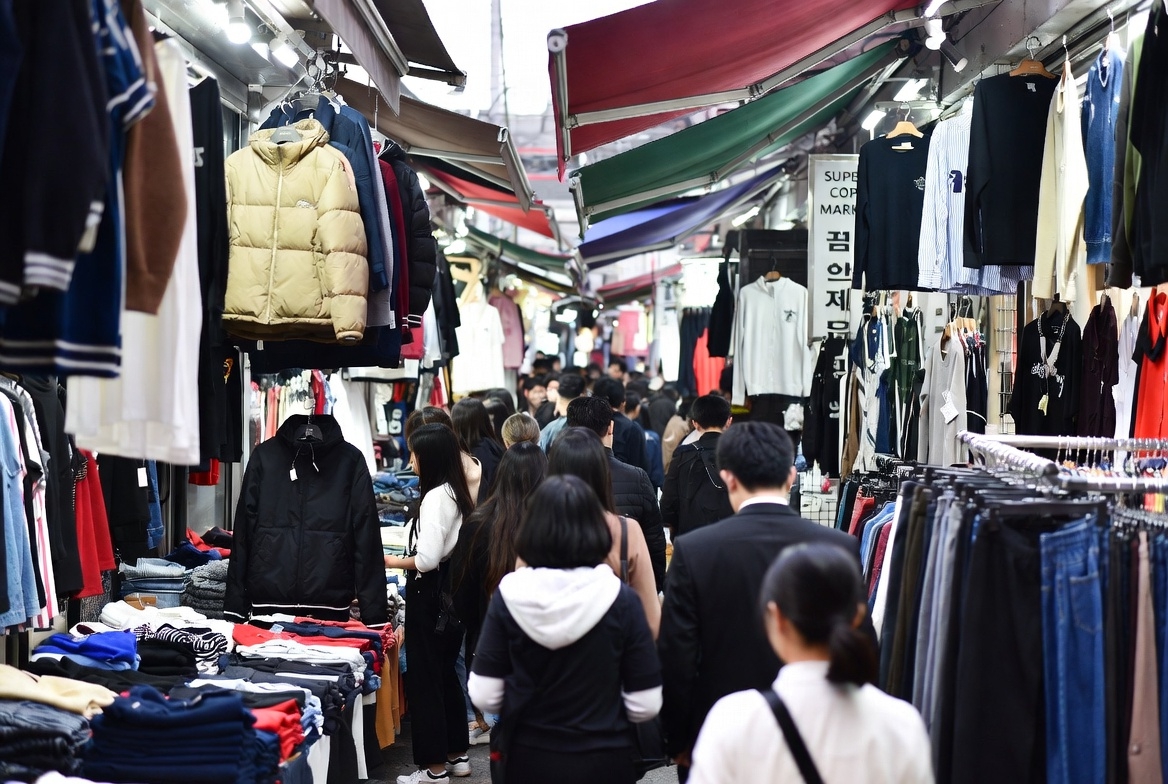 韓国・東大門スーパーコピー市場の光と影:成長を支えた要因と、迫りくる「転換点」の全分析 2 韓国・東大門スーパーコピー市場の光と影:成長を支えた要因と、迫りくる「転換点」の全分析